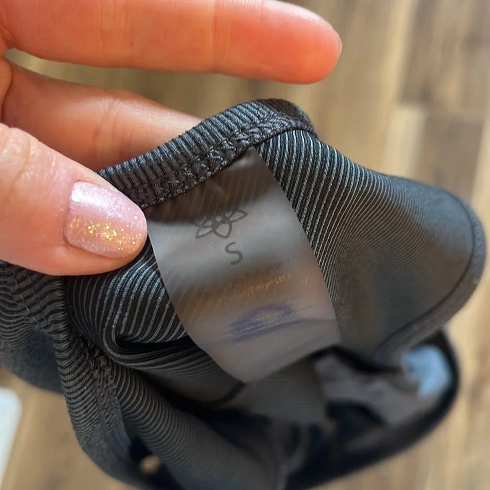 Gaiam Sports Bra Ribbed size small - Picture 6 of 6